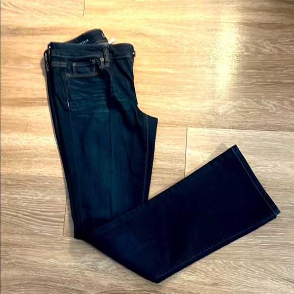 Loft- Women's Blue Jeans - Picture 4 of 8